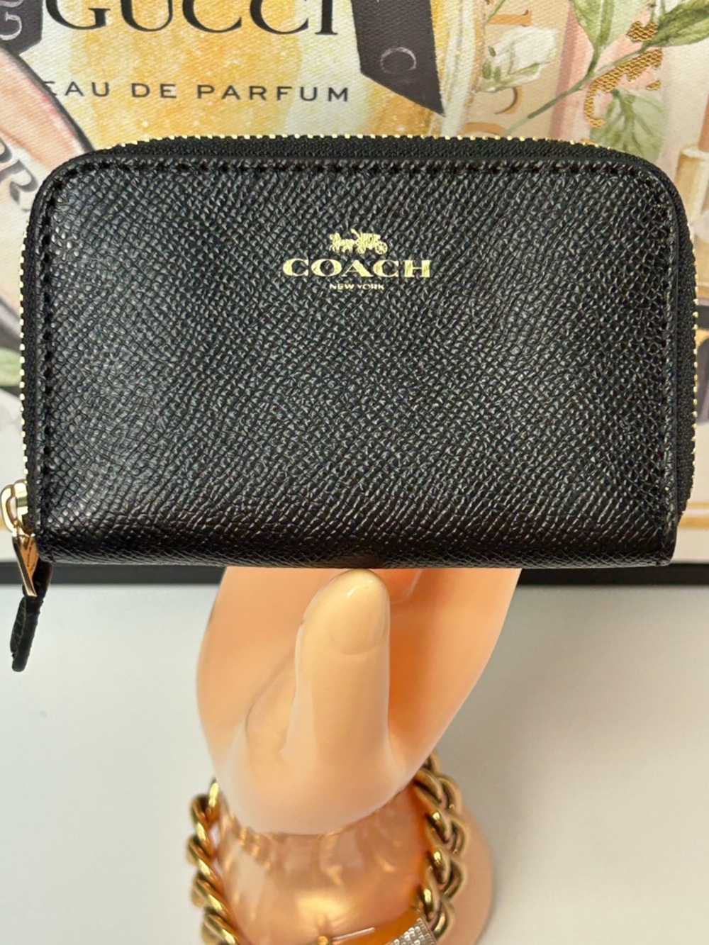 COACH Leather Zip Card Wallet 🖤 - Picture 2 of 14